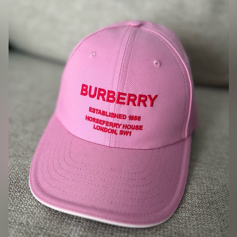 Burberry baseball cap